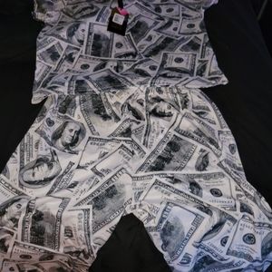 XL short set green and white